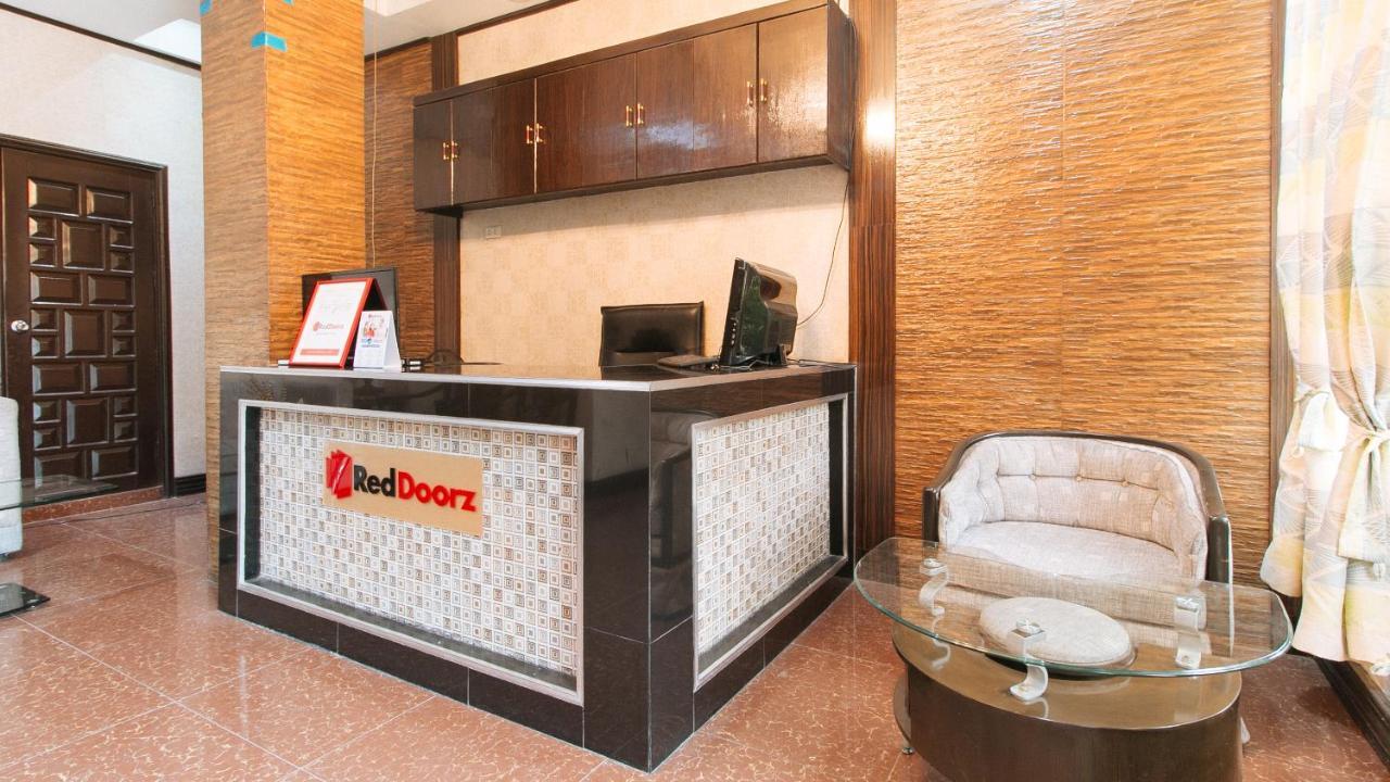 Reddoorz Plus At Canley Residential Pasig City Exterior foto