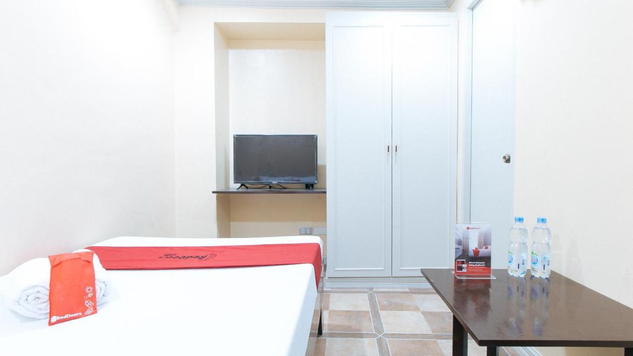 Reddoorz Plus At Canley Residential Pasig City Exterior foto