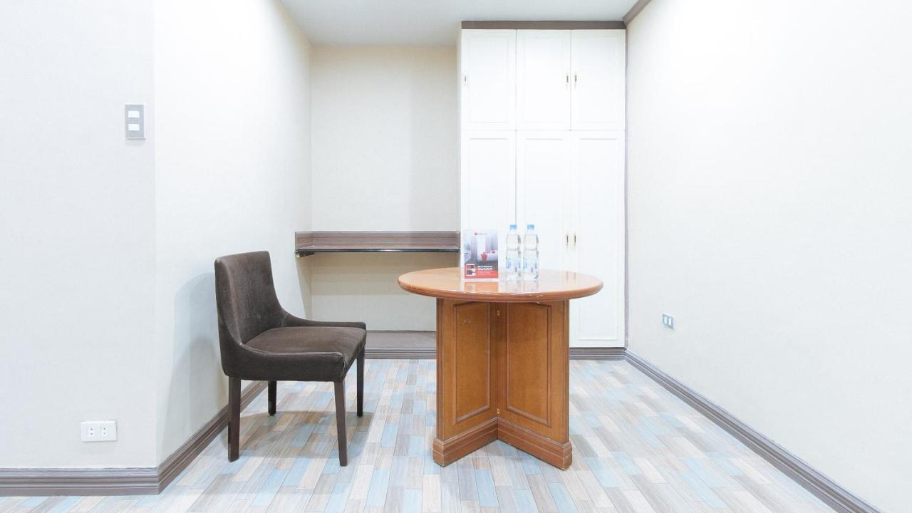 Reddoorz Plus At Canley Residential Pasig City Exterior foto