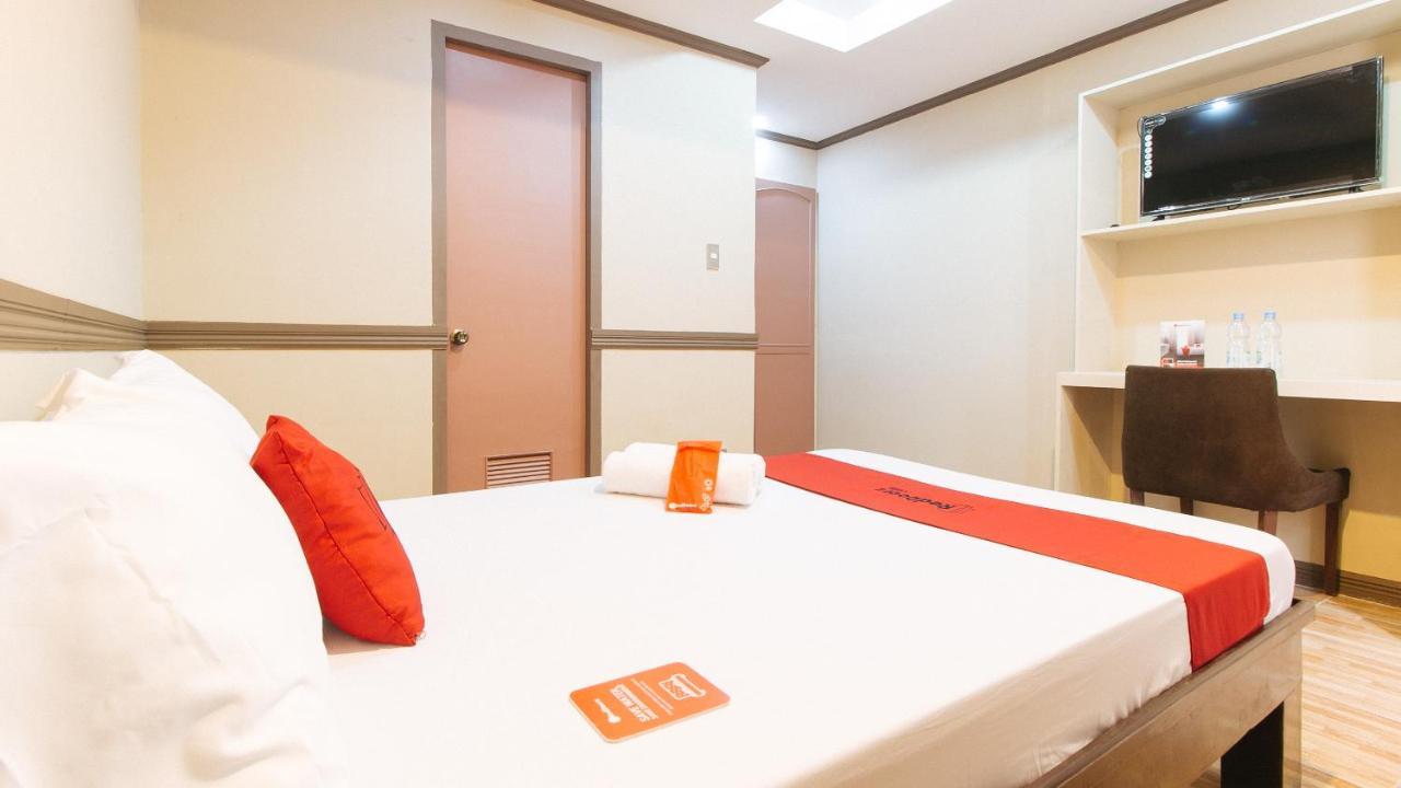 Reddoorz Plus At Canley Residential Pasig City Exterior foto