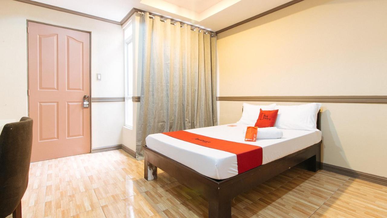 Reddoorz Plus At Canley Residential Pasig City Exterior foto