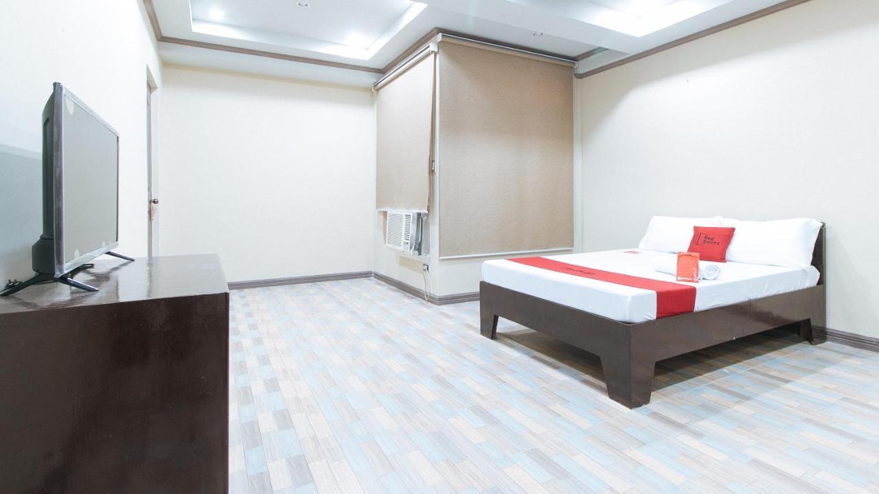 Reddoorz Plus At Canley Residential Pasig City Exterior foto