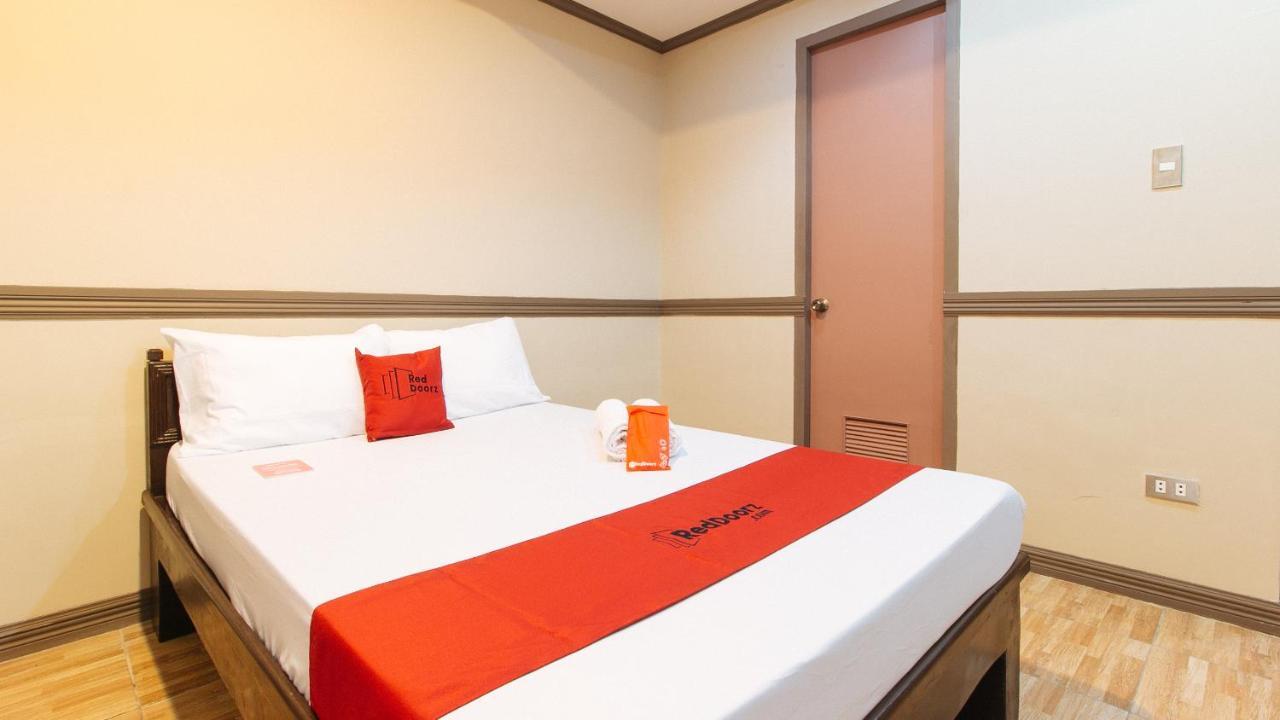 Reddoorz Plus At Canley Residential Pasig City Exterior foto