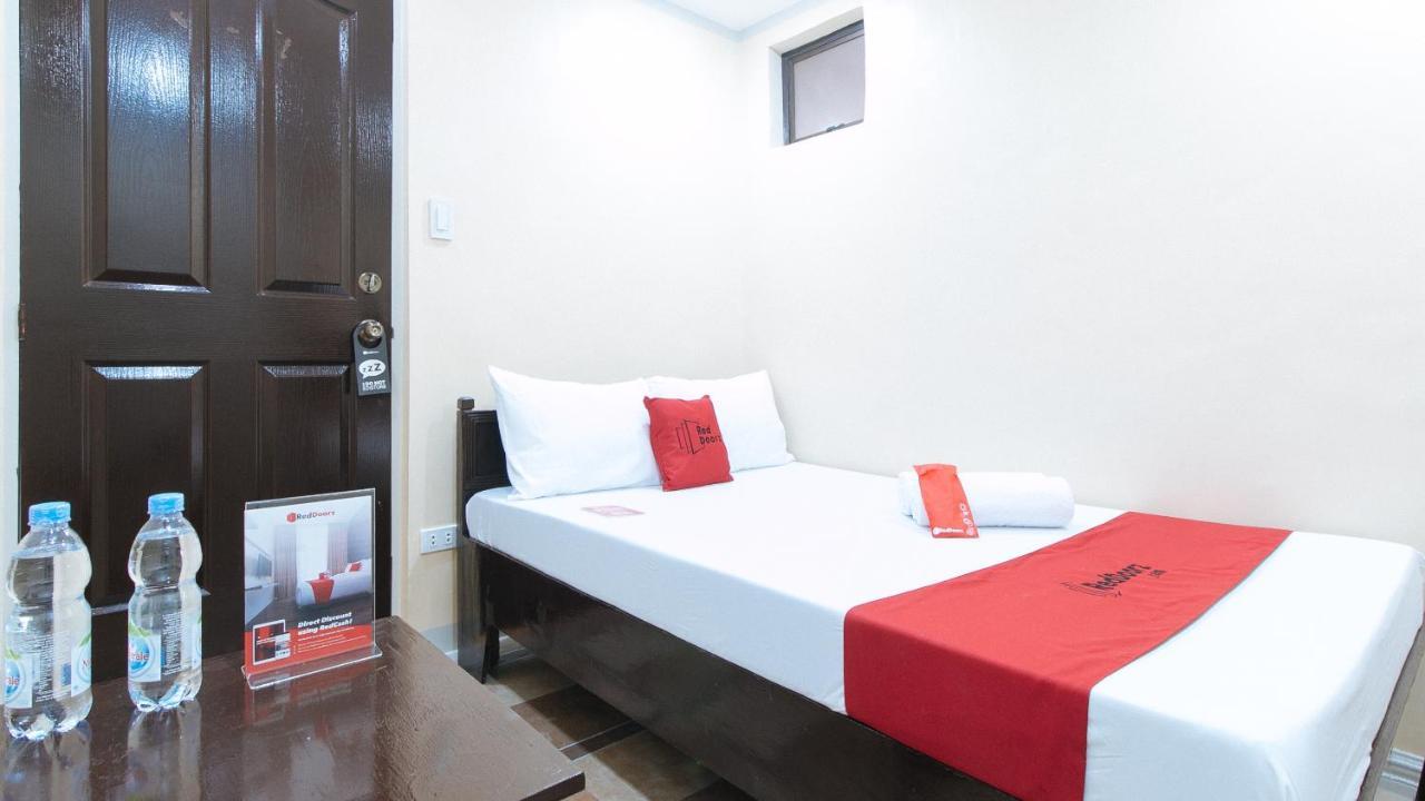 Reddoorz Plus At Canley Residential Pasig City Exterior foto
