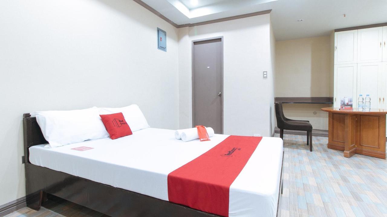 Reddoorz Plus At Canley Residential Pasig City Exterior foto
