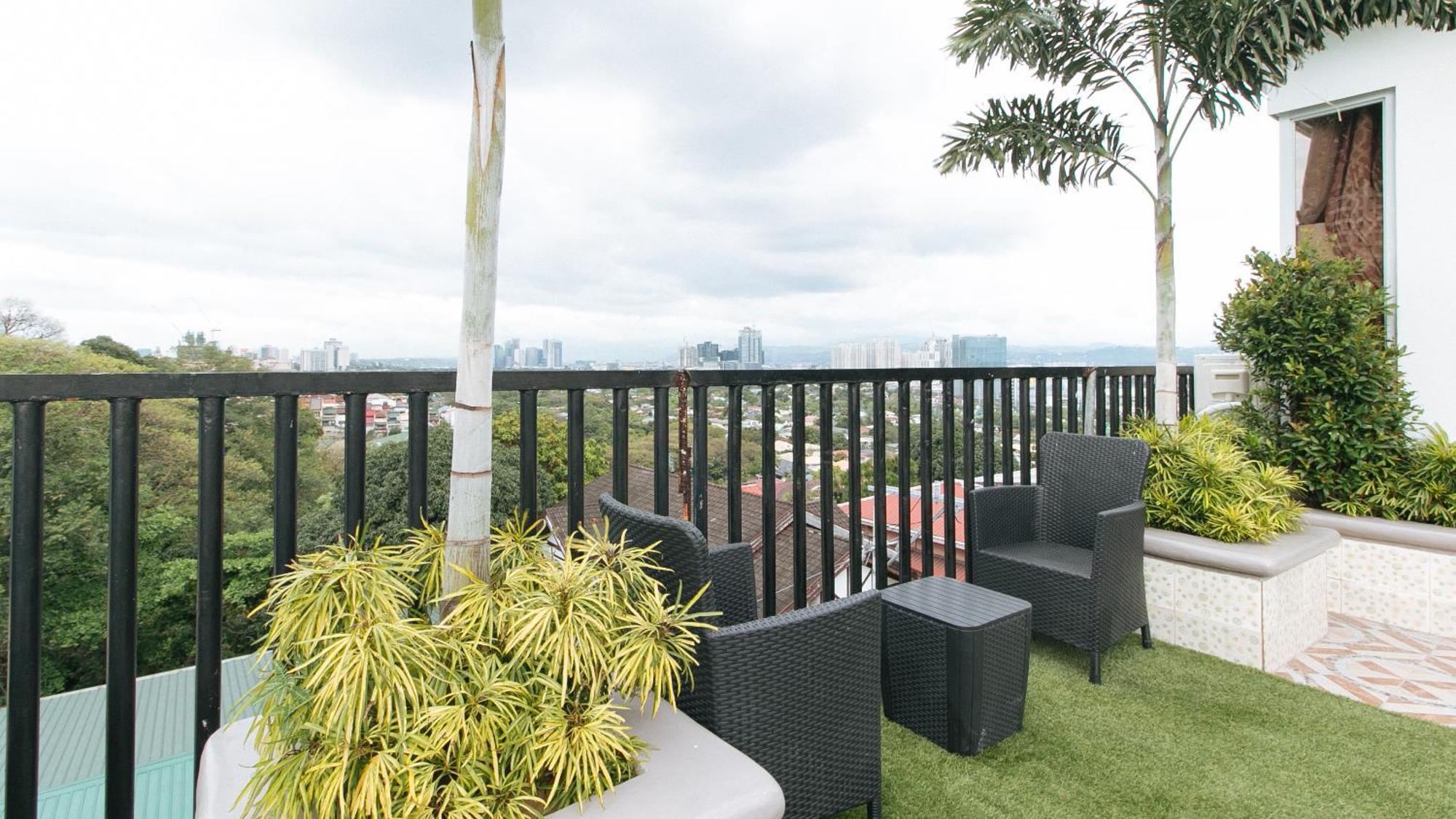 Reddoorz Plus At Canley Residential Pasig City Exterior foto