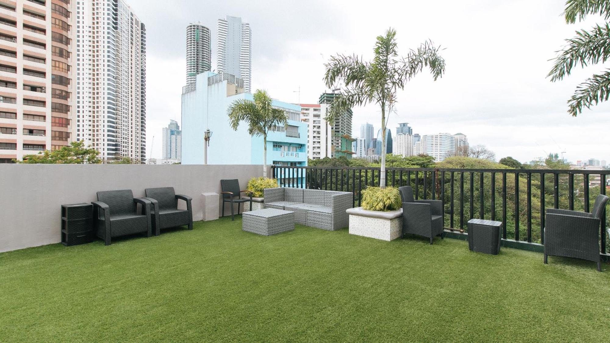 Reddoorz Plus At Canley Residential Pasig City Exterior foto